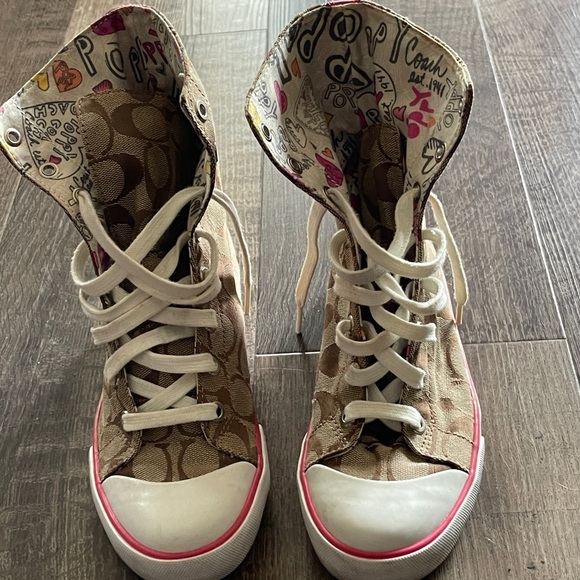COACH Bonney Brown Monogram Hightop/ Boots - Picture 3 of 7
